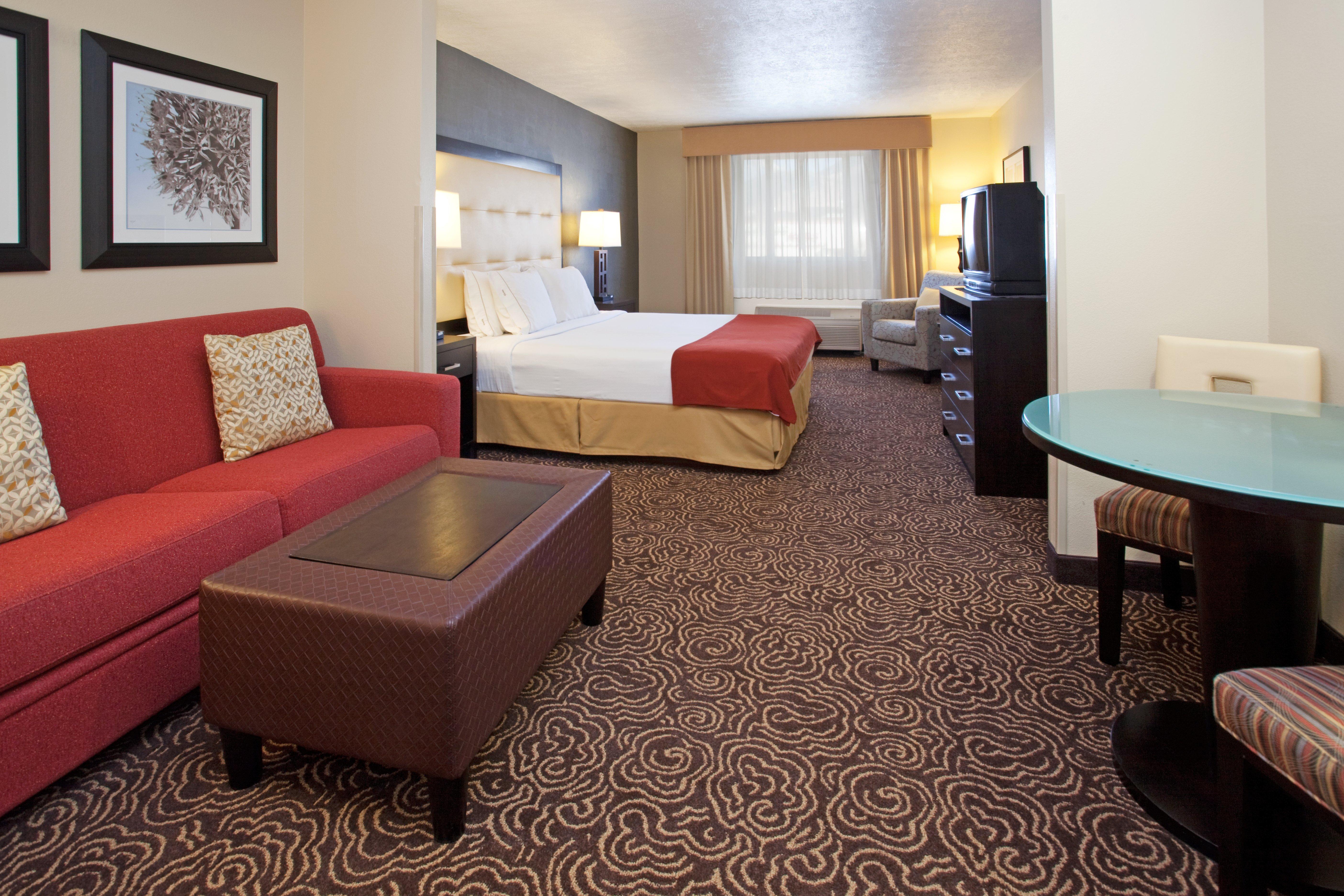 Express By Ihg 3*