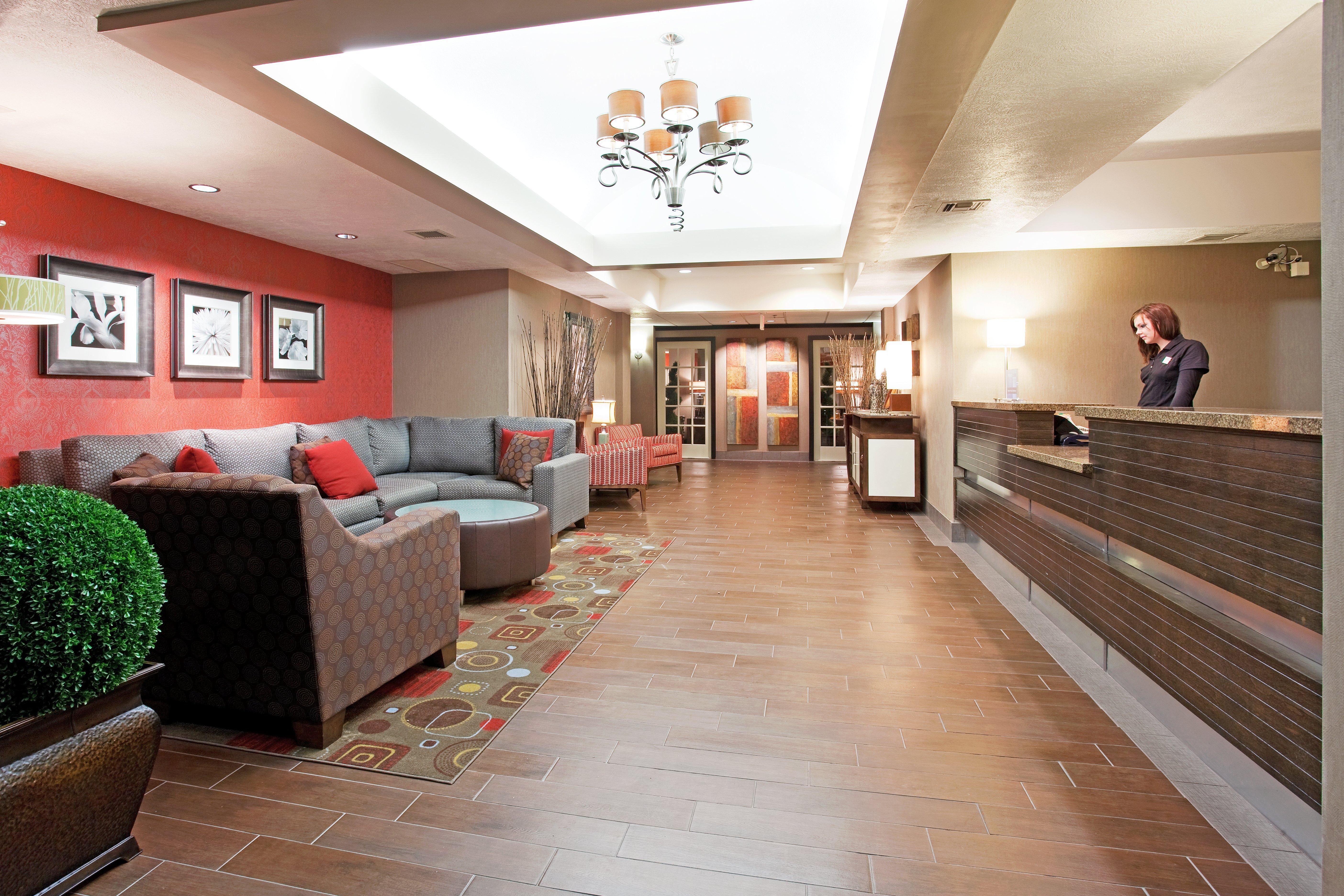 Express By Ihg Hotel